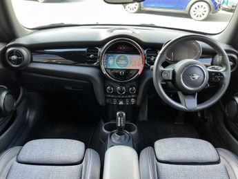 MINI HATCHBACK 135Kw Cooper S Level 2 33Kwh 3Dr Auto