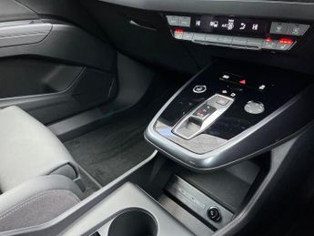 AUDI Q4 210Kw 45 82Kwh S Line 5Dr Auto [Leather]