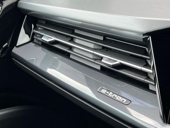 AUDI Q4 210Kw 45 82Kwh S Line 5Dr Auto [Leather]