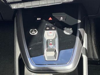 AUDI Q4 210Kw 45 82Kwh S Line 5Dr Auto [Leather/Tech Pack]