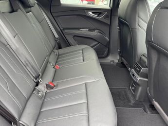 AUDI Q4 210Kw 45 82Kwh S Line 5Dr Auto [Leather/Tech Pack]