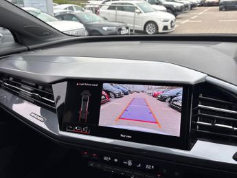 AUDI Q4 210Kw 45 82Kwh S Line 5Dr Auto [Leather/Tech Pack]