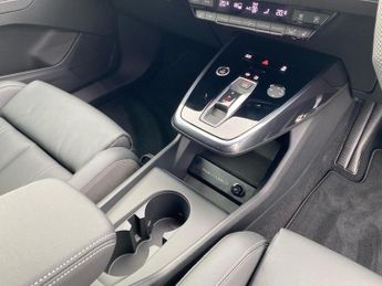 AUDI Q4 210Kw 45 82Kwh S Line 5Dr Auto [Leather]