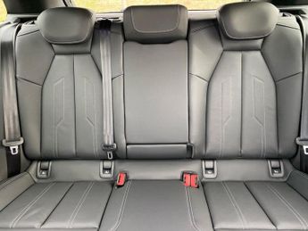AUDI Q4 210Kw 45 82Kwh S Line 5Dr Auto [Leather]