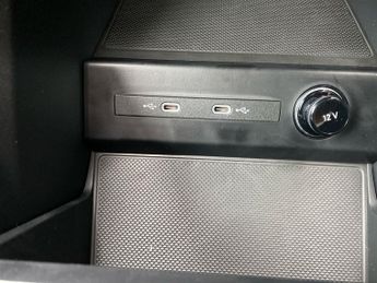 AUDI Q4 210Kw 45 82Kwh S Line 5Dr Auto [Leather]