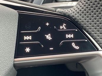 AUDI Q4 210Kw 45 82Kwh S Line 5Dr Auto [Leather]