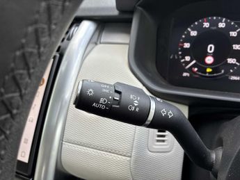 LAND ROVER DISCOVERY 3.0 D350 Dynamic Hse 5Dr Auto