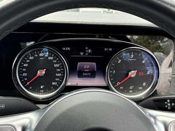 MERCEDES-BENZ E CLASS E220D Amg Line Premium 2Dr 9G-Tronic