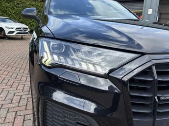 AUDI Q7 50 Tdi Quattro Black Edition 5Dr Tiptronic