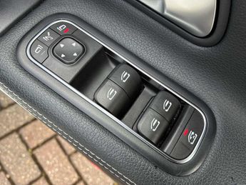 MERCEDES-BENZ CLA Cla 220 Amg Line 4Dr Tip Auto