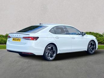 SKODA SUPERB 1.5 Tsi E-Tec Mhev Sportline Hatchback 5Dr Petrol Hybrid Dsg Eur