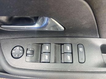 VAUXHALL MOKKA 100Kw Ultimate 50Kwh 5Dr Auto