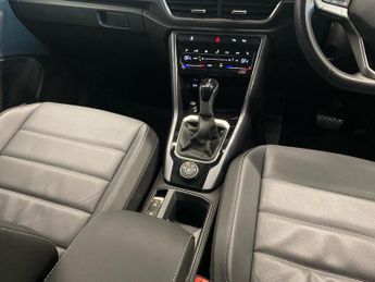 VOLKSWAGEN T-ROC T-Roc Style 2.0 Tdi 4Motion 150Ps 7-Speed Dsg 5 Door