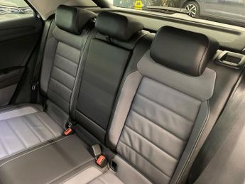 VOLKSWAGEN T-ROC T-Roc Style 2.0 Tdi 4Motion 150Ps 7-Speed Dsg 5 Door
