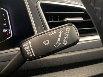 VOLKSWAGEN T-ROC T-Roc Style 2.0 Tdi 4Motion 150Ps 7-Speed Dsg 5 Door