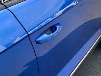 VOLKSWAGEN T-ROC 1.5 Tsi Style Suv 5Dr Petrol Dsg Euro 6 (S/S) (150 Ps)