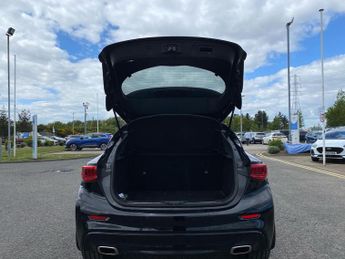INFINITI Q30 2.2D Premium 5Dr Dct [Awd]