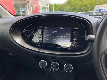 TOYOTA AYGO X 1.0 Vvt-I Pure Hatchback 5Dr Petrol X-Shift Euro 6 (S/S) (72 Ps)