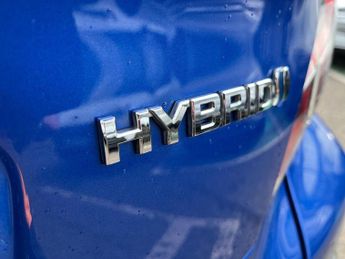 TOYOTA C-HR 1.8 Vvt-H Dynamic Suv 5Dr Petrol Hybrid Cvt Euro 6 (S/S) (122 Ps