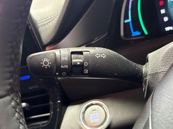 HYUNDAI IONIQ 1.6 H-Gdi 8.9Kwh Premium Hatchback 5Dr Petrol Plug-In Hybrid Dct