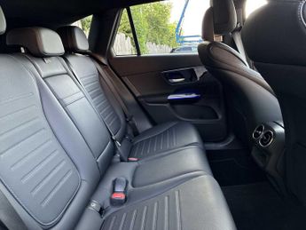 MERCEDES-BENZ GLC Glc 300D 4Matic Amg Line Premium 5Dr 9G-Tronic