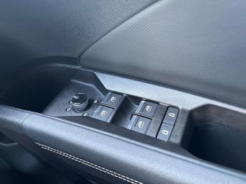 AUDI Q4 210Kw 45 82Kwh S Line 5Dr Auto [Leather]