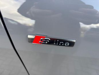 AUDI Q4 210Kw 45 82Kwh S Line 5Dr Auto [Leather]