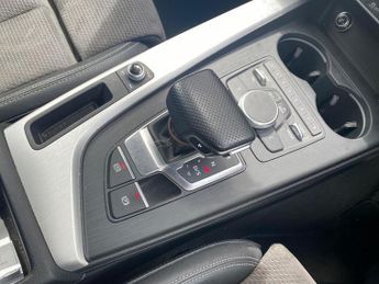 AUDI A4 2.0 Tdi 190 Quattro S Line 4Dr S Tronic [Ltr/Alc]