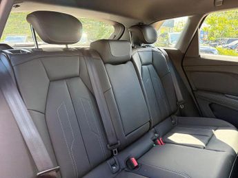 AUDI Q4 210Kw 45 82Kwh Sport 5Dr Auto [Leather]