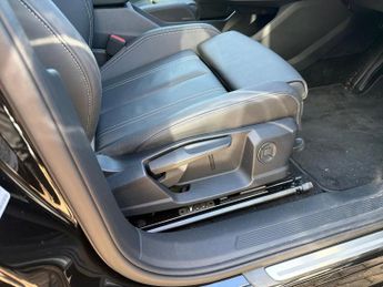 AUDI Q4 210Kw 45 82Kwh Sport 5Dr Auto [Leather]
