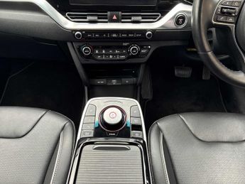 KIA E-NIRO 150Kw 3 64Kwh 5Dr Auto