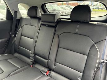 KIA E-NIRO 150Kw 3 64Kwh 5Dr Auto