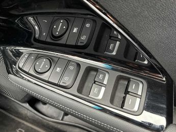 KIA E-NIRO 150Kw 3 64Kwh 5Dr Auto