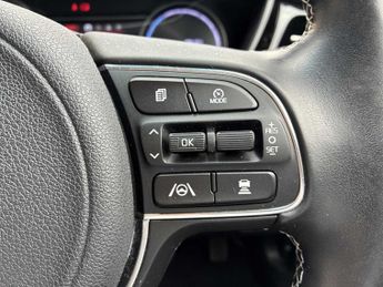 KIA E-NIRO 150Kw 3 64Kwh 5Dr Auto