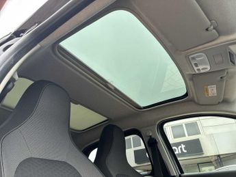 SMART FORFOUR 60Kw Eq Premium 17Kwh 5Dr Auto [22Kwch]