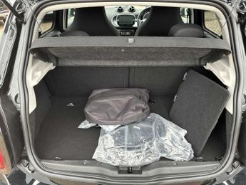 SMART FORFOUR 60Kw Eq Premium 17Kwh 5Dr Auto [22Kwch]