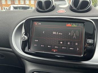 SMART FORFOUR 60Kw Eq Premium 17Kwh 5Dr Auto [22Kwch]