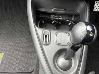 SMART FORFOUR 60Kw Eq Premium 17Kwh 5Dr Auto [22Kwch]