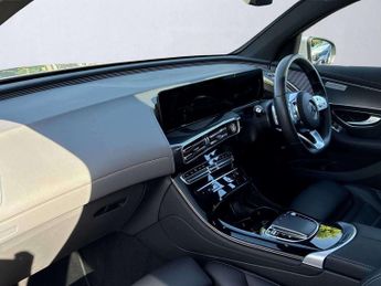 MERCEDES-BENZ EQC Eqc 400 300Kw Amg Line Premium 80Kwh 5Dr Auto