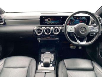 MERCEDES-BENZ CLA Cla 200 Amg Line Executive 5Dr Tip Auto