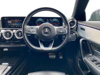 MERCEDES-BENZ CLA Cla 200 Amg Line Executive 5Dr Tip Auto