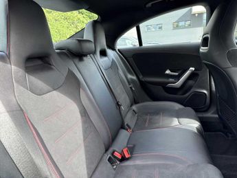 MERCEDES-BENZ CLA Cla 220 Amg Line 4Dr Tip Auto