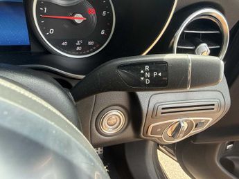 MERCEDES-BENZ GLC Glc 220D 4Matic Amg Line 5Dr 9G-Tronic