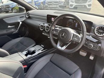 MERCEDES-BENZ A CLASS A200 Amg Line Premium 5Dr Auto
