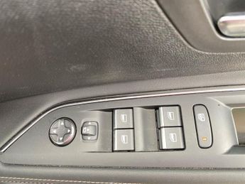 PEUGEOT 5008 1.2 Puretech Gt Premium 5Dr Eat8