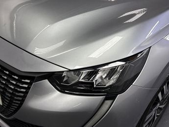 PEUGEOT 208 1.2 Puretech Allure Premium + Hatchback 5Dr Petrol Eat Euro 6 (S