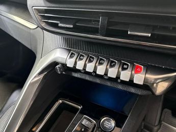 PEUGEOT 308 1.5 Bluehdi Allure 5Dr Eat8