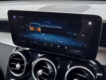 MERCEDES-BENZ GLC Glc 220D 4Matic Amg Line 5Dr 9G-Tronic
