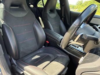 MERCEDES-BENZ CLA Cla 200 Amg Line Executive 4Dr Tip Auto