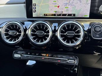 MERCEDES-BENZ CLA Cla 200 Amg Line Executive 4Dr Tip Auto